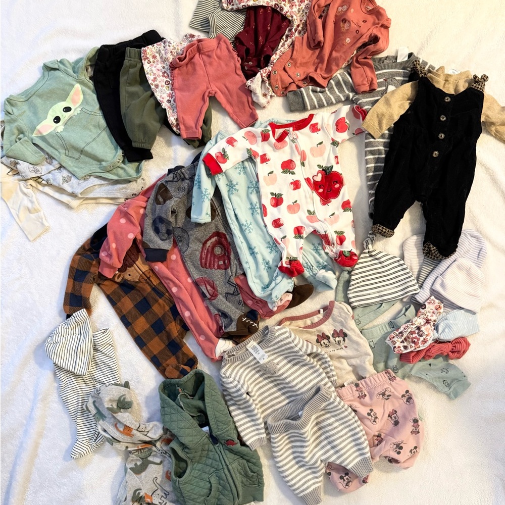 Assorted NB Baby Clothing Bundle (Lot)